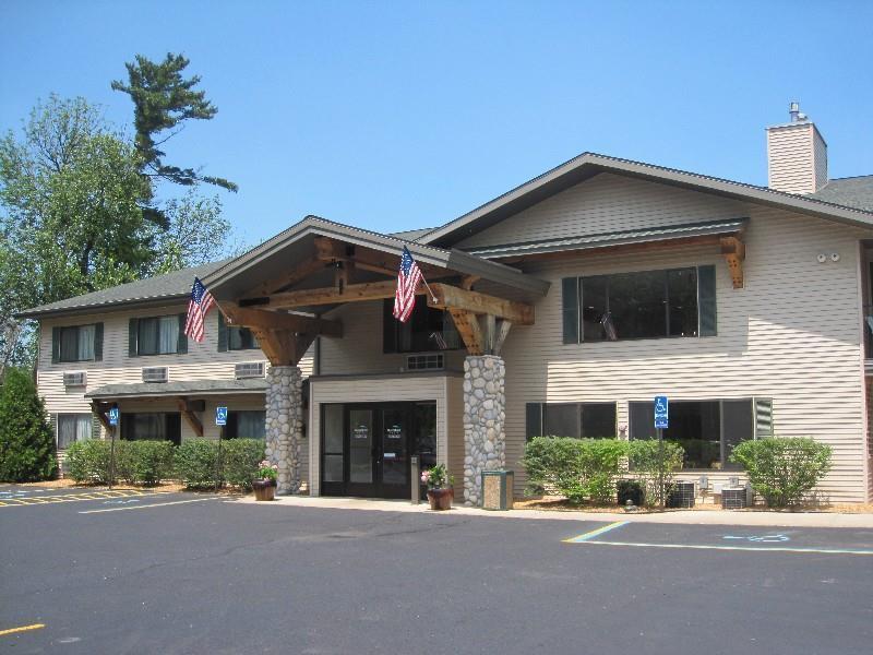 Beachfront Hotel Houghton Lake Bagian luar foto