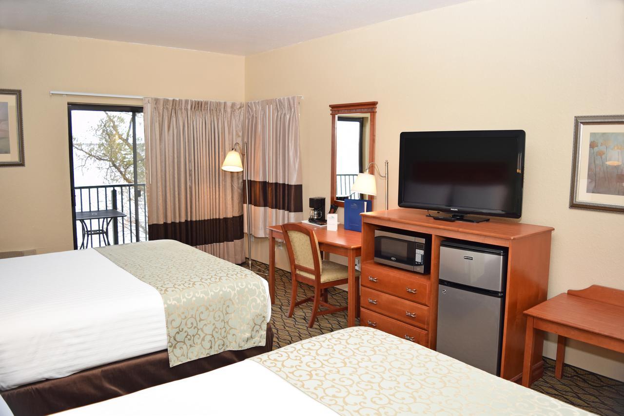 Beachfront Hotel Houghton Lake Bagian luar foto
